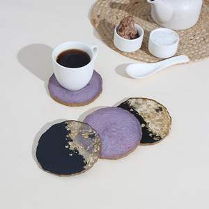 Ensemble de 4 sous-verres en résine artisanale de qualité supérieure pour le café et le thé et plus d'artisanat en résine - Product Image 1