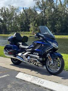 Honda Gold Wing Tour d'occasion 2018 disponible - Product Image 2