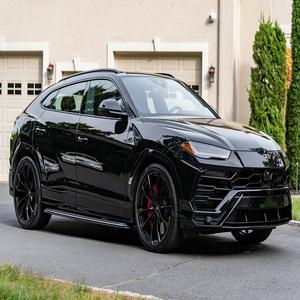 LAMBORGHINI URUS 2022 EXTRÊMEMENT PROPRE, 641 CV, MOTEUR TURBO V8, FREINS CARBONE-CÉRAMIQUE, PRÊT À LIVRER - Product Image 4