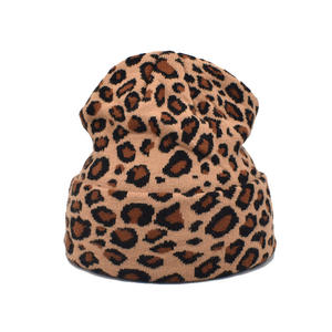 Bonnet d'hiver doublé en polaire Bonnet tricoté en forme de crâne Bonnet d'extérieur réfléchissant pour hommes femmes - Product Image 4
