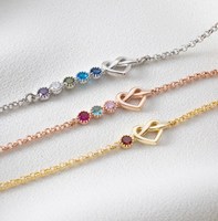 Pulsera de Plata de Ley 925 Bañada en Oro con Circonitas, Diseño Minimalista Cristiano, Nudo de Amor Hecho a Mano, Cadena con Dije de Mamá y Piedra de Nacimiento, Regalo