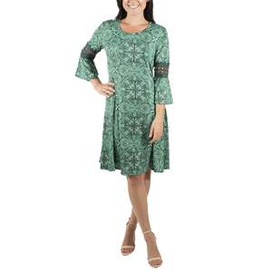 Collezione di Abiti Verdi per Donne di Taglia Piccola NY, Elegante Vestito con Maniche a Campana e Bordo all'Uncinetto, Motivo Floreale, Casual per Occasioni Diurne, Naturale e Traspirante - Product Image 1