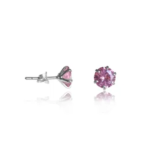 Boucles d'oreilles clous tendance en perles d'eau douce pour femmes, avec zircone cubique et laiton - Product Image 1
