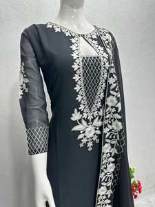 DESIGNER BLACK HEAVY CHINE STITCHED <b>TOP</b> <b>WITH</b> DUPATTA - Product Image 4