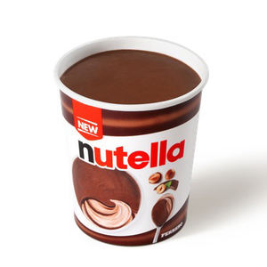 Crème glacée Nutella 470ml, délice glacé crémeux de qualité supérieure au goût emblématique de chocolat et de noisette pour le dessert - Product Image 3