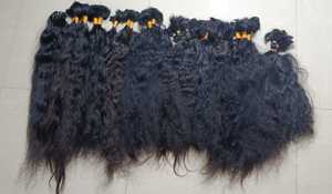 Vente en gros de cheveux humains indiens vierges Remy 100% alignés sur la cuticule, bruts, en vrac, tissés à la machine, double trame, ondulations naturelles, ondulations profondes - Product Image 2