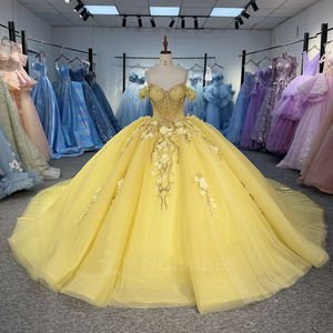 Vestido de Quinceañera Elegante Amarillo con Apliques de Cristal y Pedrería, Estilo 6919, Largo hasta el Suelo, con Flores 3D - Product Image 1