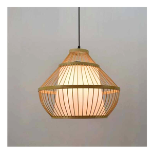 Mettez à niveau votre bureau à domicile Lampe en bambou élégante Éclairage en rotin Fabriqué à la main Usine du Vietnam-Moderne traditionnel pour une utilisation en intérieur - Product Image 2