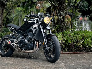 Explorez notre nouveau Yamahas XSR900 2024 de haute qualité PRÊT À ÊTRE EXPÉDIÉ DANS LE MONDE ENTIER - Product Image 3