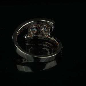 Bague en diamant exclusive créée en laboratoire EF Couleur VS1 Clarté Forme ronde Or Rose Or Argent IGI SGL Certifié Fine Jewelry - Product Image 3