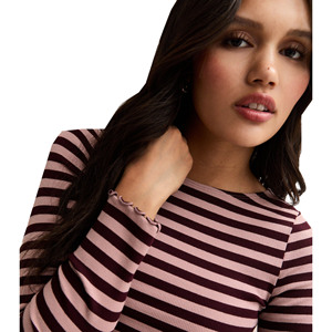 Top corto de Yoga para mujer, elegante, ajustado, elástico, cómodo, Spandex/Tela de nailon, sostenible, respetuoso con el medio ambiente, informal, de secado rápido - Product Image 3