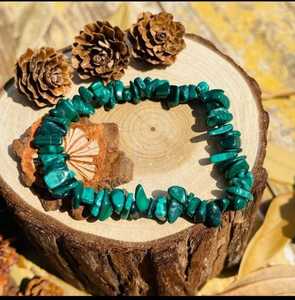 Meilleure Qualité Naturel Vert Malachite Chips Bracelets De Guérison Pierre De Cristal Poli Bracelets D'amour Pour Cadeau Décorer - Product Image 3