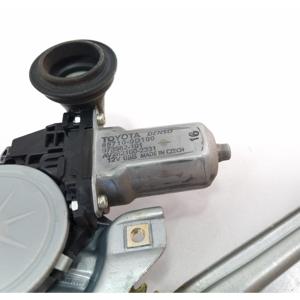 Fenêtre électrique arrière gauche Toyota Yaris Série 85710-0D100 (17>20) - Product Image 4