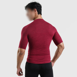 Mahroon T-shirt à manches courtes de compression de couleur unie de la plus haute qualité avec un prix raisonnable du meilleur fournisseur nouveauté service OEM - Product Image 2