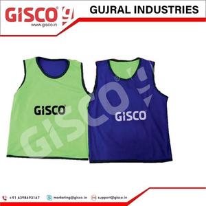 High Quality Dual Light Nylon Soccer Training Bibs for <b>Sports</b> & <b>Entertainment</b> in India - Product Image 1