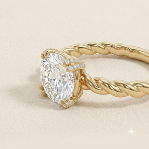 Bague de fiançailles et de soirée classique pour femme en or jaune 18 carats, avec diamant de laboratoire taille ovale et pierre latérale en forme de poire, style East West - Product Image 3