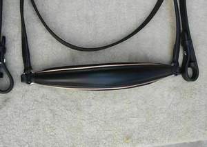 Bride de cheval avec bandeau de rechange Cheval Vente en gros Nouvelle bride en cuir de haute qualité pour cheval en noir - Product Image 5