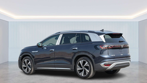 Auto SUV Usado 2022, Interior Gris Negro - Product Image 4