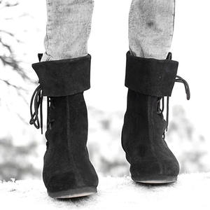 Disfraz de Caballero Medieval Aristocrata Negro para Hombre, Noble de la Época Renacentista, Cuero PU Hecho a Mano con Patrón de Arcoíris, Incluye Botas - Product Image 3