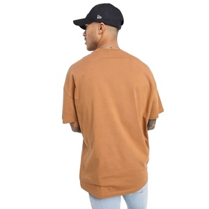 เสื้อยืดคอกลมแขนสั้นทรงโอเวอร์ไซส์สำหรับผู้ชาย คุณภาพสูง ระบายอากาศได้ดี ผ้าฝ้าย 100% ลายเรียบ ดีไซน์ไหล่ตก ปรับแต่งได้ - Product Image 4