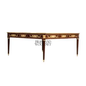 Mesa de Centro de Lujo con Incrustaciones de Marquetería Intrincadas y Detalles de Latón Dorado para Decoración Clásica de Sala de Estar - Product Image 3