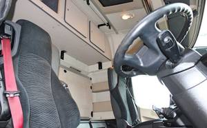 FULL OPTION UTILISÉ FAIBLE COÛT MERCEDESBENZ ACTROS AUTOMATIQUE DIESEL POUR VENTE POUR VENTE - Product Image 4