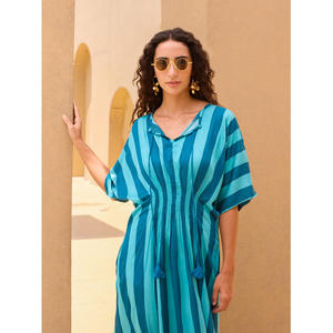 Vestido Kaftán Maxi de Gasa Floral de Rosa Del Sol para Ocasiones Especiales - Product Image 4