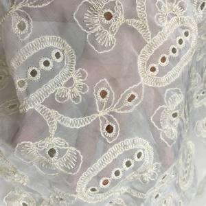 Tissus fantaisie de broderie pure avec broderie de fleurs au travail kurta sherwani & dresses - Product Image 2