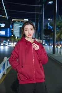 Vente en gros de sweats à capuche épais avec logo brodé sur mesure couleur unie unisexe sweat à capuche surdimensionné à fermeture éclair complète bon marché en hiver et en automne - Product Image 4