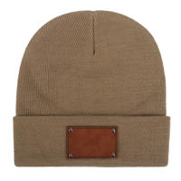 Bonnet d'hiver personnalisé en cuir vierge avec écusson pour enfants et adultes à la mode Bonnet tricoté pour enfants et bébés