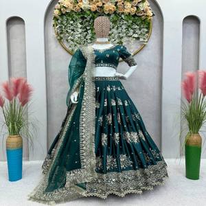 VASTRA COTTAGE Elegante Lehenga Choli de Satén con Bordado de Hilo y Lentejuelas, Dupatta de Malla Suave, Semi-Confeccionado, Diseño de Alta Costura para Bodas y Fiestas - Product Image 1