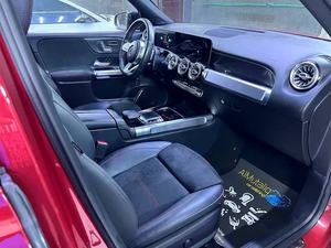 SUV 2024 d'occasion, 7 places, 400 CV+, 4.1-6L atmosphérique, transmission automatique 9 vitesses, essence foncé - Product Image 4