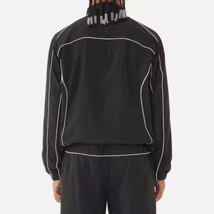 ชุดวอร์มผ้าไนลอนสำหรับผู้ชายชุดวอร์มกางเกงขาสั้นกันลมมีฮู้ดคอปกดีไซน์ล่าสุด - Product Image 6