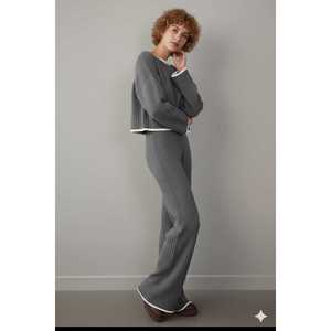Nouvel ensemble en tricot à points de chèvre pour femmes Deux, élégant et confortable - Product Image 1