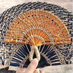 Abanico artesanal de algas marinas con encanto rústico para suministro al por mayor y estilo de eventos - Product Image 1