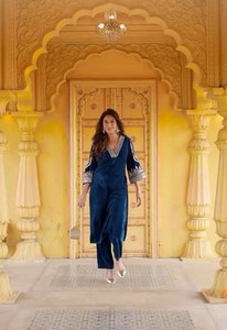 ชุดปาร์ตี้ชุดท่อนบนและล่างสำหรับนักออกแบบ - Product Image 3