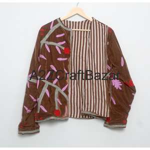 Chaqueta Corta de Invierno Estilo Bohemio con Diseño de Terciopelo Único y Étnico para Mujer, con Forro de Algodón y Bordado a Mano - Product Image 6