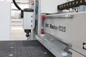 Máquina de Corte y Grabado de Madera Jinan M-shine 1325, Husillo de 6KW, Máquina de Tallado de Madera Sólida - Product Image 4