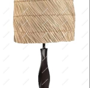 Lampe de table en rotin naturel de haute qualité avec abat-jour antique et bougeoir pour hôtels restaurants bars - Product Image 1