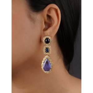 Boucles d'oreilles pendantes en faux diamant plaqué or de couleur bleue CZEAR557BL, accessoire tendance et élégant - Product Image 1