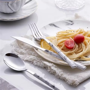 Couverts fins effet marbre de qualité supérieure en blanc pour les repas en famille, les cuisines domestiques, les hôtels, les restaurants et les fêtes, en provenance d'Inde - Product Image 5