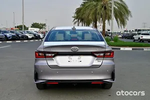 Toyota Yaris 2020 Coche usado Hatchback Vehículo confiable para exportación en buenas condiciones - Product Image 6