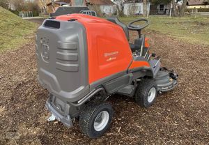 เครื่องตัดหญ้าแบบกล่องใส่ใบมีด รุ่น RC 320TS AWD 4 จังหวะ คุณภาพพรีเมียม สำหรับงานอุตสาหกรรม DIY และ OEM - Product Image 5