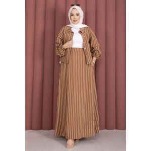 Conjunto Casual de Dos Piezas con Rayas Color Bronceado, Camisa y Falda Corta, Talla XS, Tela Crepé y Tejido de Punto para Verano - Product Image 3