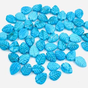 Forma de hoja turquesa tallada Briolette 9x6,9mm Piedra preciosa suelta natural para la fabricación de joyas - Product Image 1