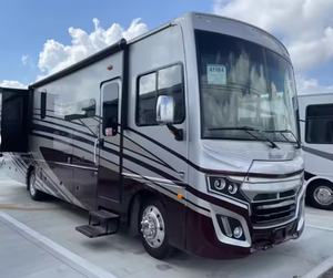 Camping-cars Fleetwood Bounder Class - Intérieurs spacieux, normes d'émission Euro 5, 4-6 passagers, tarifs pour une expérience abordable sur la route libre ! - Product Image 2