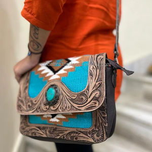 2025 nouveau sac en cuir usiné aztèque occidental Vintage coloré sac en pierre Turquoise Unique sacs à main en cuir matelassé aztèque - Product Image 3