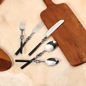 Cubiertos de acero inoxidable forjados a mano Último diseño con acabado de espejo para fiestas y restaurantes - Product Image 2