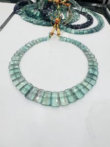 สร้อยคอจี้ฟลูออไรต์สีเขียวขนาด20นิ้วรูปทรงแฟนซีพร้อมควอตซ์สีฟ้าเครื่องประดับอัญมณีคริสตัลบำบัดขนาด8มม. - Product Image 4