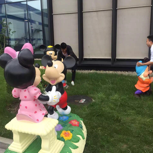 Sculpture grandeur nature <span class=keywords><strong>de</strong></span> Mickey, <span class=keywords><strong>Minnie</strong></span>, Donald Duck et Goofy pour <span class=keywords><strong>la</strong></span> décoration <span class=keywords><strong>de</strong></span> mariage, vitrine <span class=keywords><strong>de</strong></span> magasin, centre commercial, parc, extérieur, intérieur - Product Image 3